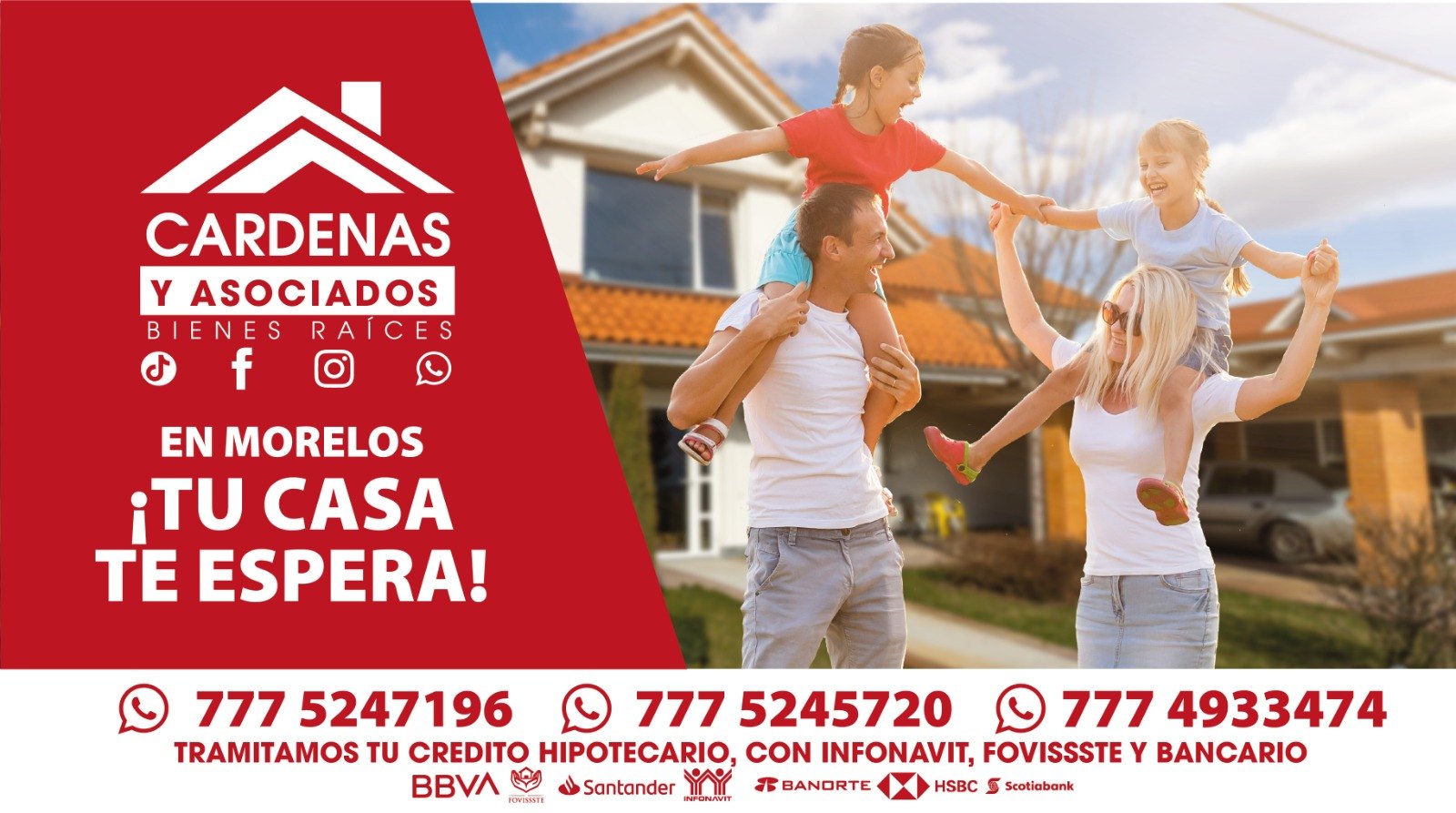 Familia frente a su casa en Morelos